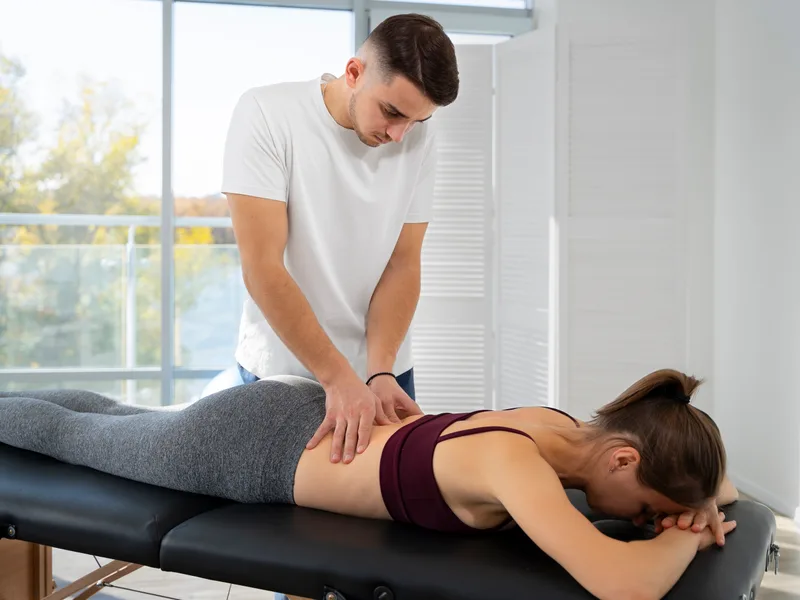 Chiropractic care for hip pain at Alma Sana Chiropractic Studio in Tucson