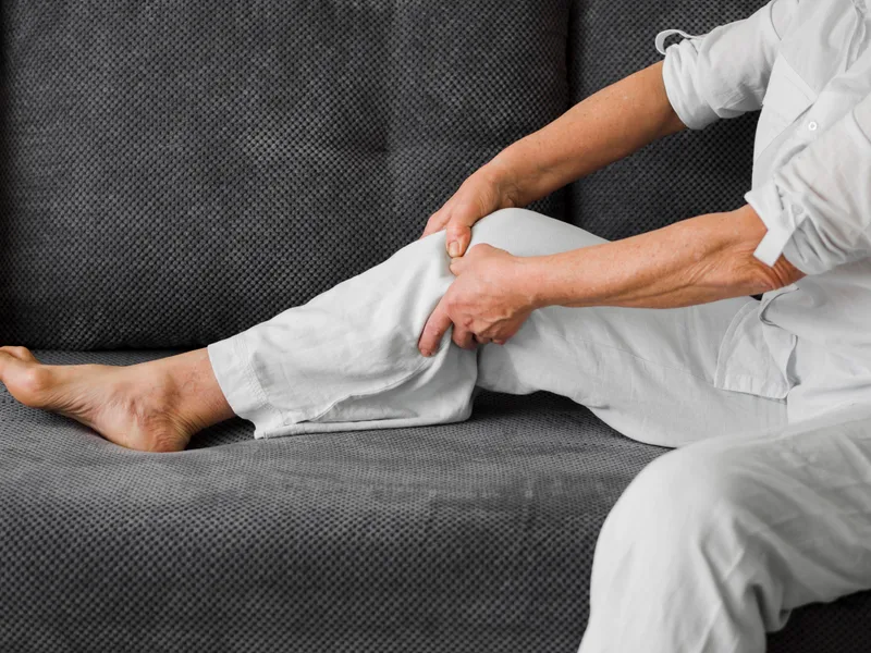 Chiropractic care for leg pain at Alma Sana Chiropractic Studio in Tucson