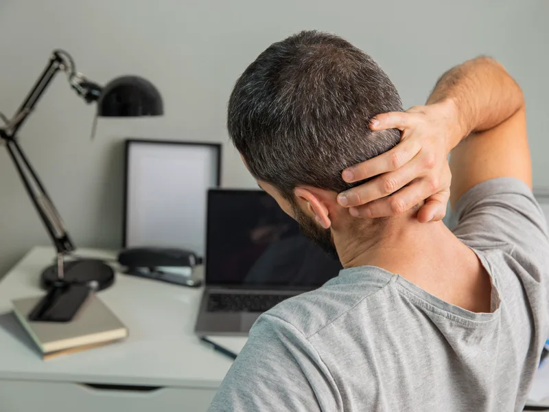 Alma Sana Chiropractic Studio treating neck pain in Tucson